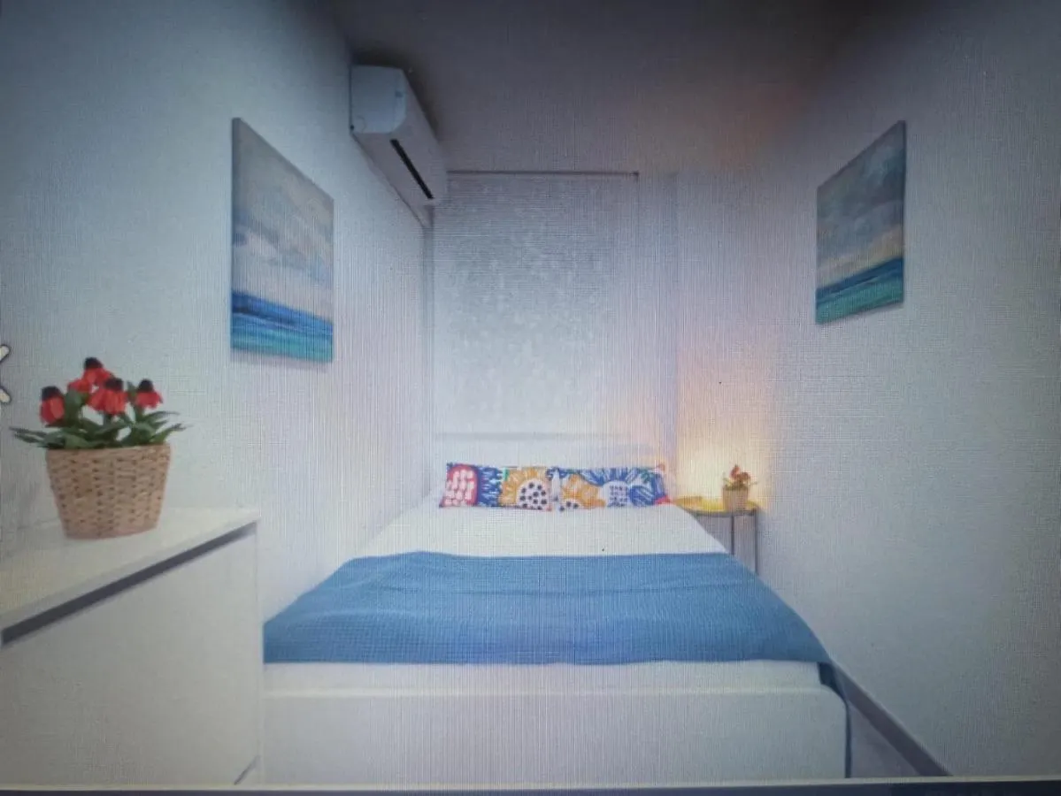 Апартаменты Holidays2Malaga Heroe De Sostoa 200M From The Beach Малага