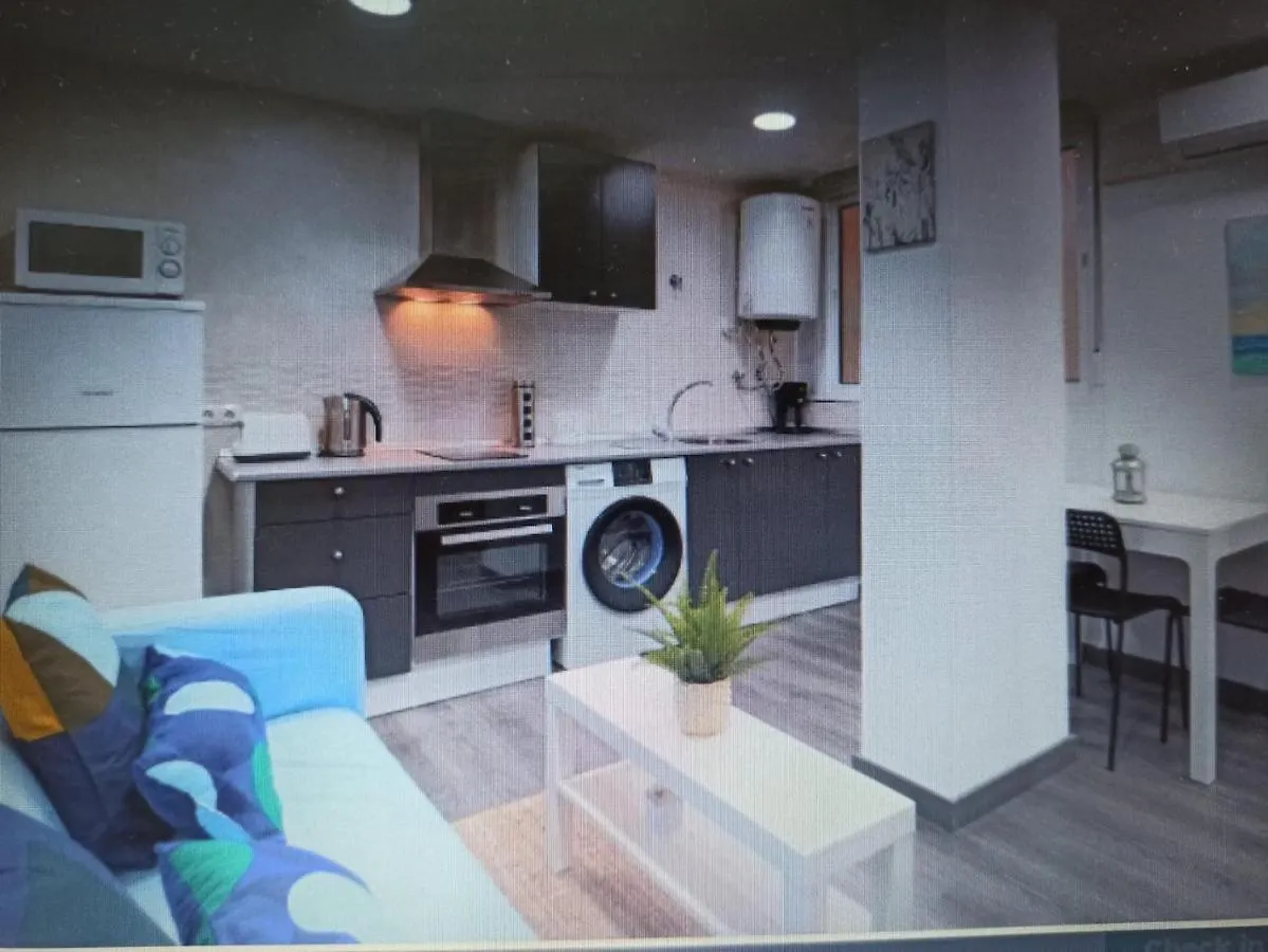 Holidays2Malaga Heroe De Sostoa 200M From The Beach Apartment  Malaga